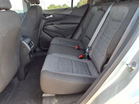 Used 2022 Chevrolet Equinox LT image 9