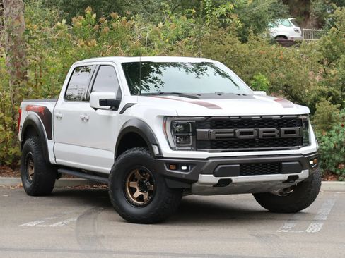 Used 2022 Ford F150 Raptor w/ Equipment Group 801A High AWD/4WD image 2