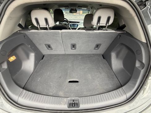 Used 2021 Chevrolet Bolt LT FWD image 13