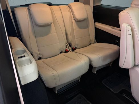 Certified 2023 Mercedes-Benz GLS 450 4MATIC image 27