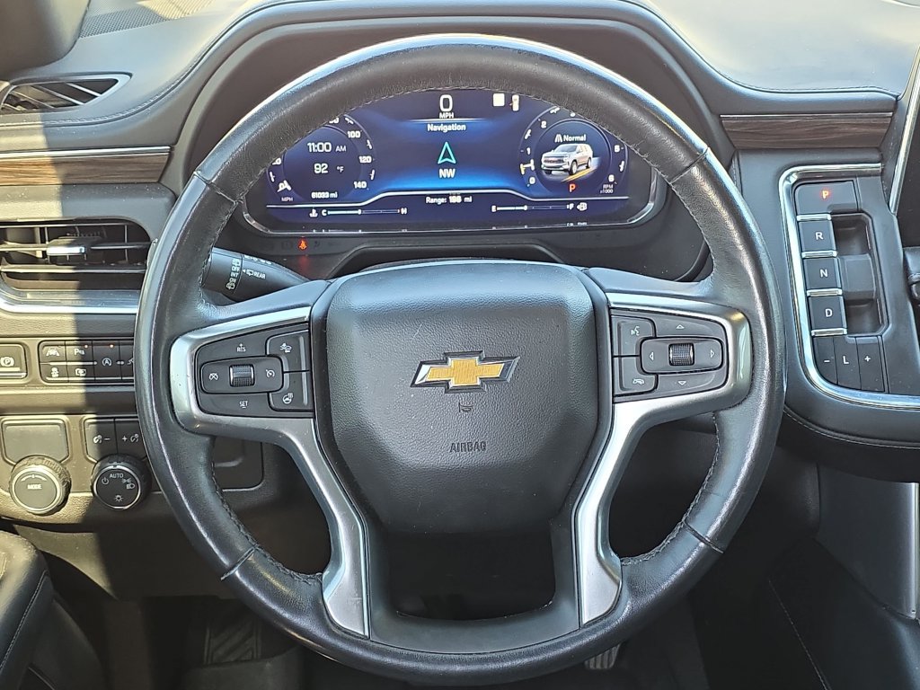 Used 2022 Chevrolet Suburban LT w/ LT Signature Plus Package RWD image 18