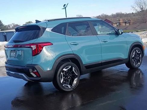 New 2026 Kia Seltos SX w/ SX Sunroof Package image 3
