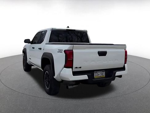 Used 2025 Toyota Tacoma TRD Off-Road image 11