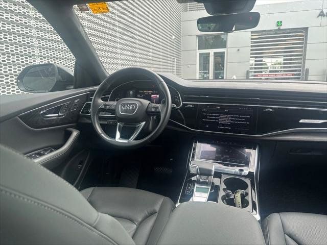 Used 2022 Audi Q8 Prestige AWD/4WD image 21