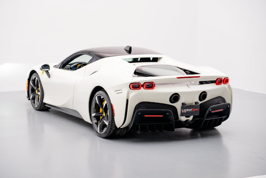 Used 2021 Ferrari SF90 Stradale AWD/4WD image 20