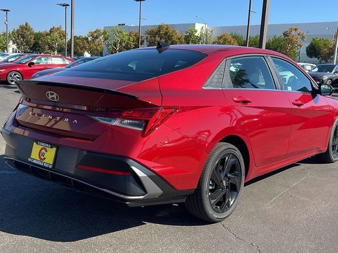 New 2026 Hyundai Elantra SEL Sport image 7