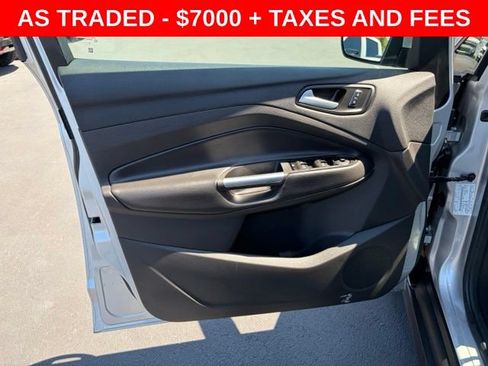 Used 2016 Ford C-MAX SE FWD image 12