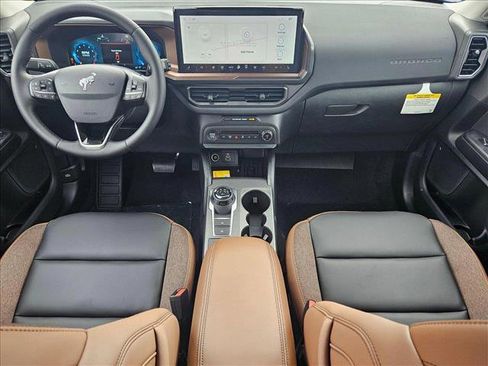 New 2025 Ford Bronco Sport Outer Banks image 13