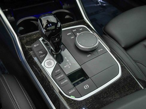 Certified 2022 BMW 330i Sedan w/ Convenience Package image 22