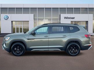 Certified 2025 Volkswagen Atlas Peak Edition SE video 3