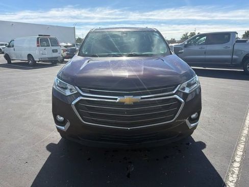Used 2021 Chevrolet Traverse LT FWD image 3