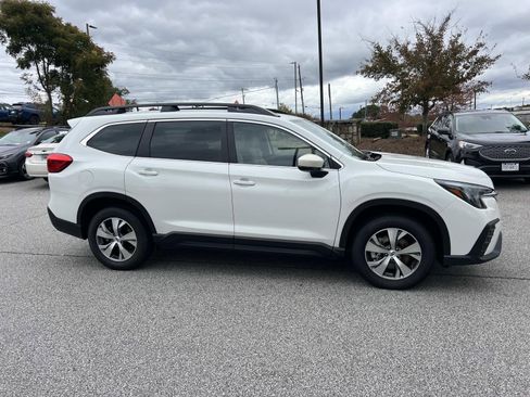 Certified 2025 Subaru Ascent Premium w/ Popular Package #2 image 8