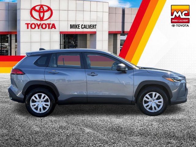Used 2025 Toyota Corolla Cross L FWD image 10
