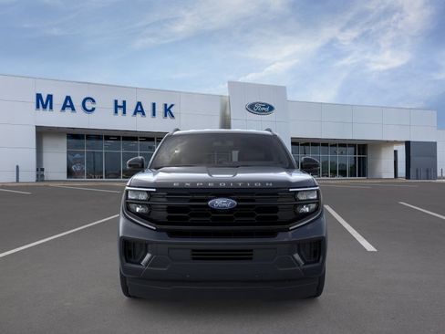 New 2026 Ford Expedition Active RWD image 6