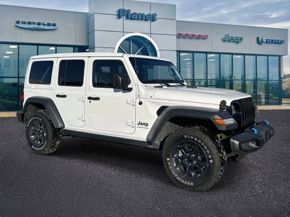 Used 2023 Jeep Wrangler Unlimited w/ Sun & Screen Package