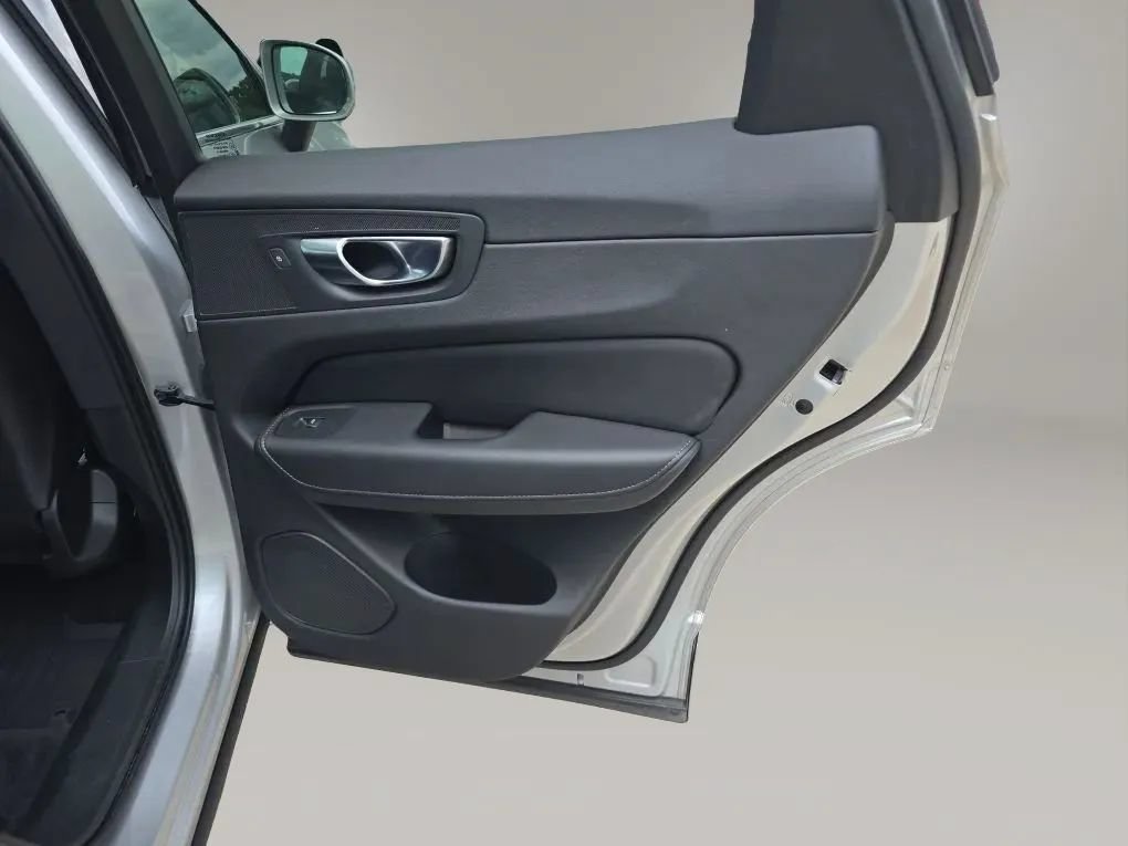 Used 2021 Volvo XC60 T5 Inscription w/ Advanced Package FWD image 51