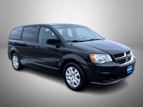Used 2014 Dodge Grand Caravan SE w/ Quick Order Package 29E SE image 3