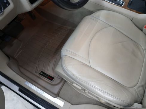 Used 2007 Saturn Outlook XR w/ Premium Trim Pkg FWD image 33