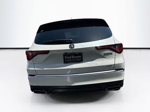 Used 2023 Acura MDX SH-AWD image 8