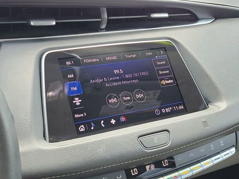 Used 2020 Cadillac XT4 Premium Luxury FWD image 25