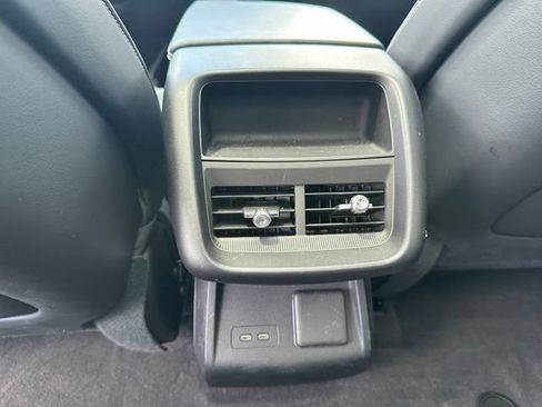 Used 2024 Cadillac Lyriq Luxury AWD/4WD image 19