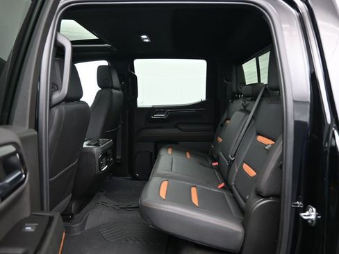 Used 2025 GMC Sierra 1500 AT4 w/ AT4 Premium Package image 31