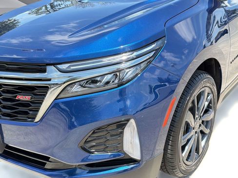 Certified 2022 Chevrolet Equinox RS w/ Infotainment Package FWD image 11