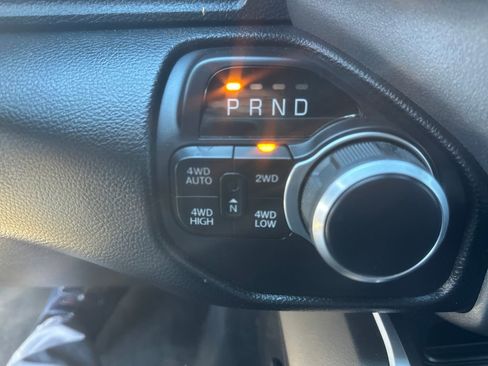 Used 2021 RAM 1500 Big Horn image 10