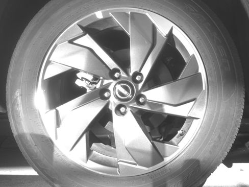 Used 2025 Nissan Rogue SV FWD image 15