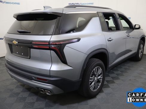 Used 2026 Chevrolet Traverse LT AWD/4WD image 6