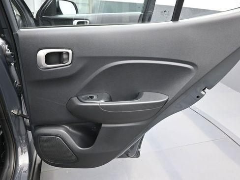 Certified 2024 Hyundai Venue SEL FWD image 12