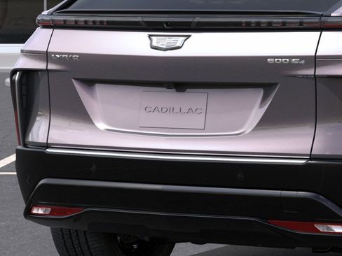 New 2026 Cadillac Lyriq Premium Luxury w/ LPO, Floor Liner Package AWD/4WD image 14