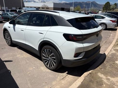 Used 2024 Volkswagen ID.4 Pro AWD/4WD image 3