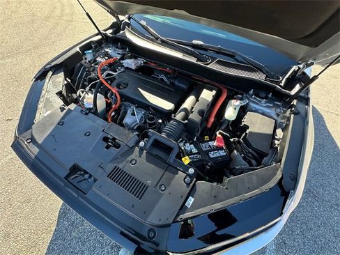 Used 2024 Honda CR-V Sport image 32