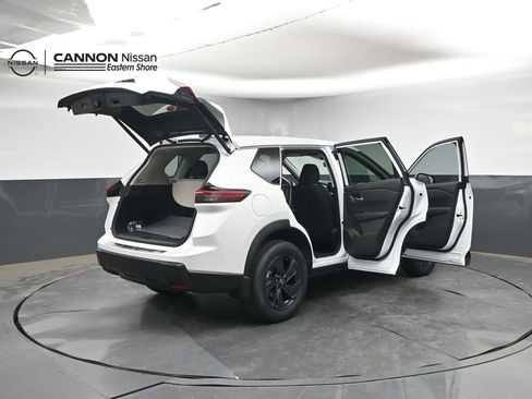 New 2026 Nissan Rogue SV w/ Cold Weather Package FWD image 48