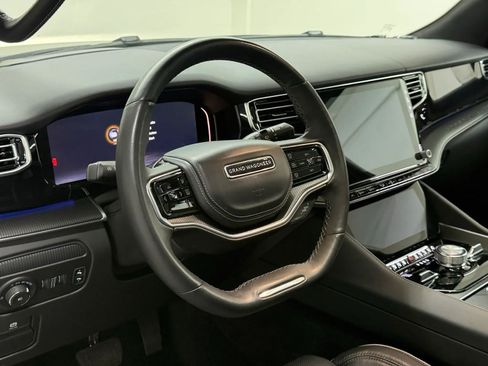 Used 2024 Jeep Grand Wagoneer Series II Obsidian w/ Quick Order Packagew 28T AWD/4WD image 36