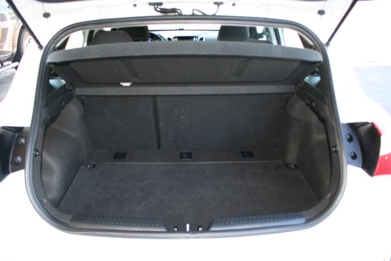 Used 2013 Hyundai Elantra GT w/ Touch & Go Pkg FWD image 24