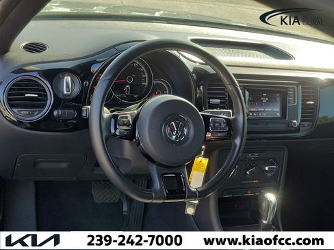 Used 2019 Volkswagen Beetle 2.0T SE FWD image 15