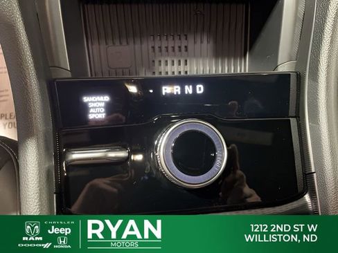 New 2026 Jeep Grand Cherokee Altitude AWD/4WD image 32