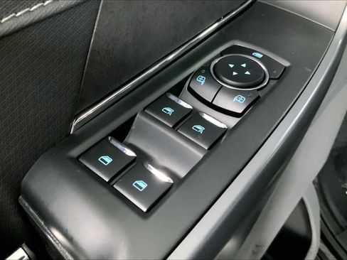 Used 2024 Ford F150 XLT image 19