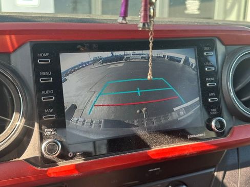 Used 2020 Toyota Tacoma TRD Off-Road w/ Exterior Package image 19