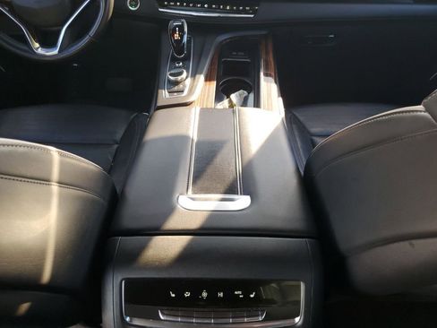 Used 2022 Cadillac Escalade ESV Premium Luxury image 22