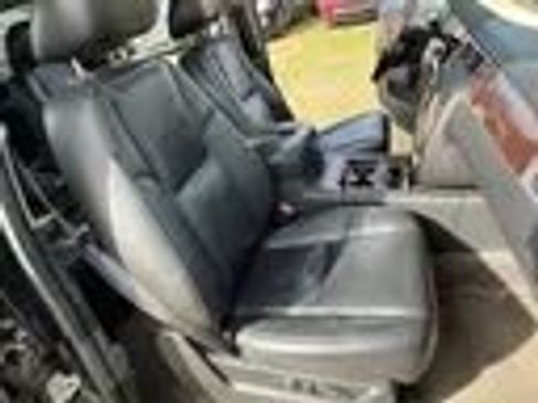 Used 2011 GMC Yukon Denali image 12