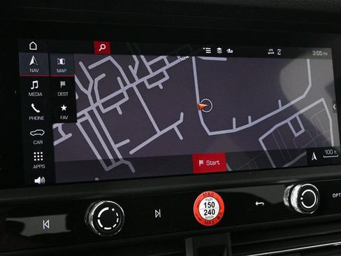 Certified 2026 Porsche Macan image 14