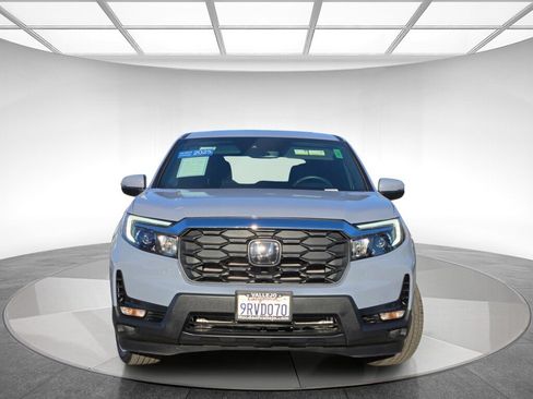 Certified 2025 Honda Passport EX-L image 8