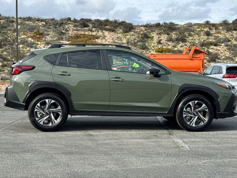 Used 2026 Subaru Crosstrek 2.0i Premium image 3