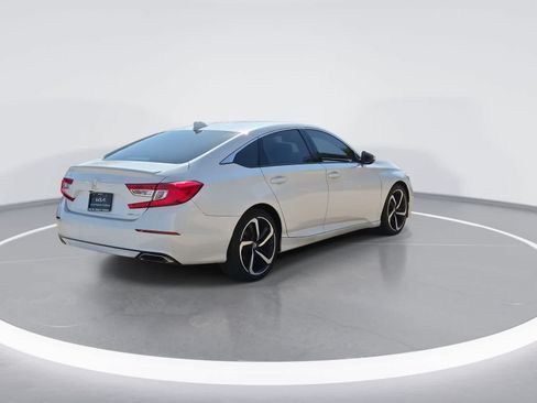 Used 2020 Honda Accord Sport image 8