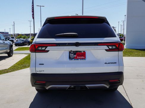 Certified 2025 Toyota Grand Highlander AWD image 7