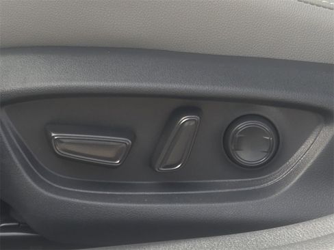 New 2026 Toyota Camry SE image 19