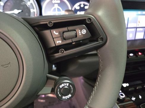 Used 2021 Porsche 911 Carrera S RWD image 19